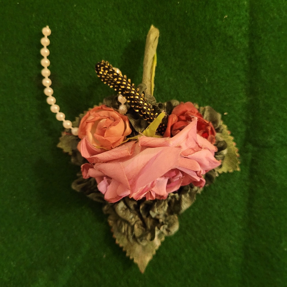 Vtg 3 rose silk pin